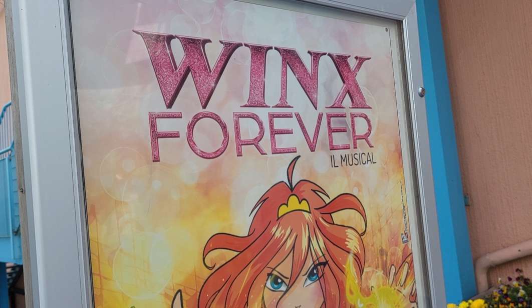 Locandina dello spettacolo di Mirabilandia dedicato alle Winx - Winx Forever Il Musical