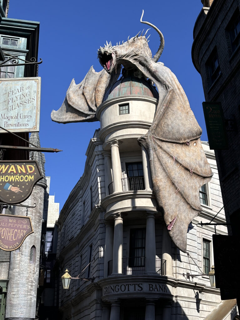 Diagon Alley Gringotts Dragon